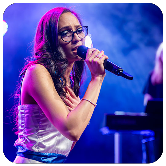 Multi Voice Performence Art